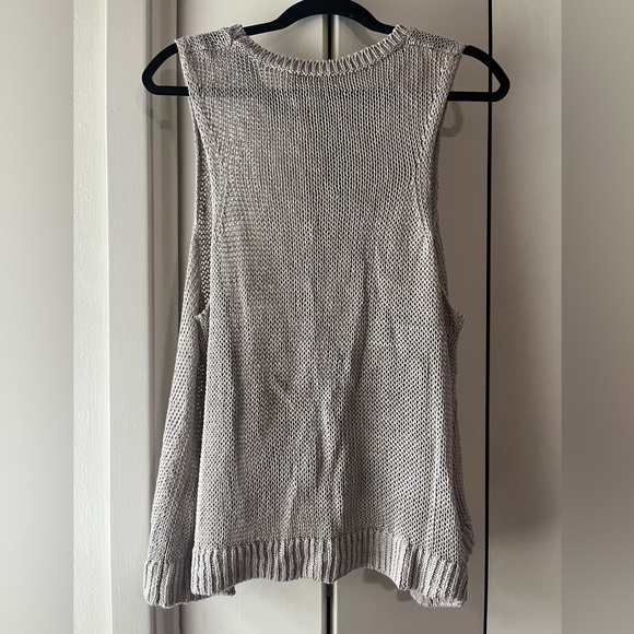 Banana Republic. XL Linen Sweater Tank - Picture 12 of 15